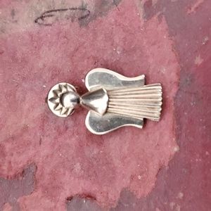 Vintage Deco Mid Century Sterling Silver Angel Pendant. DY675